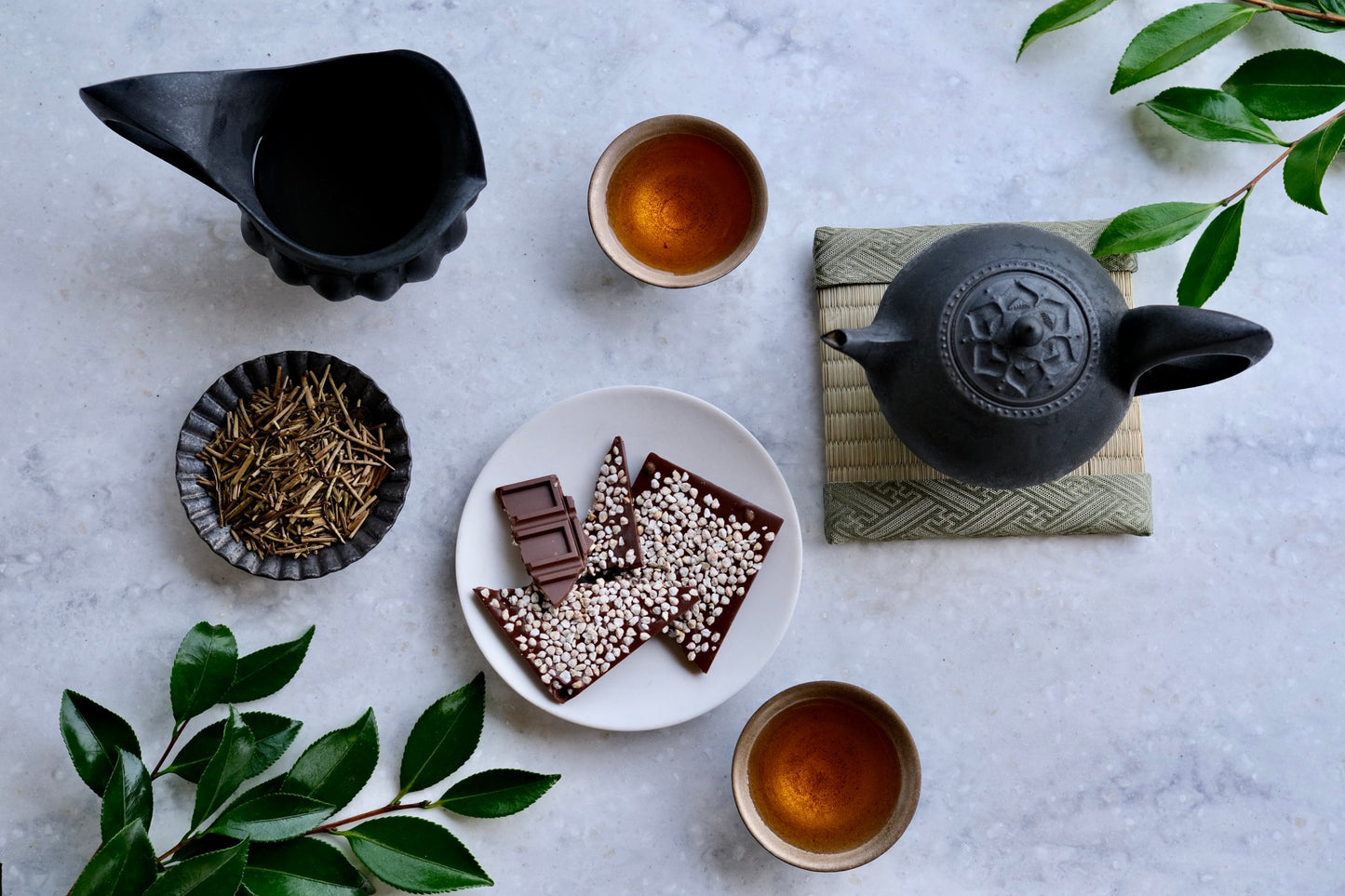 加賀棒茶 45% ミルクチョコレート ~ PROMENADE ~