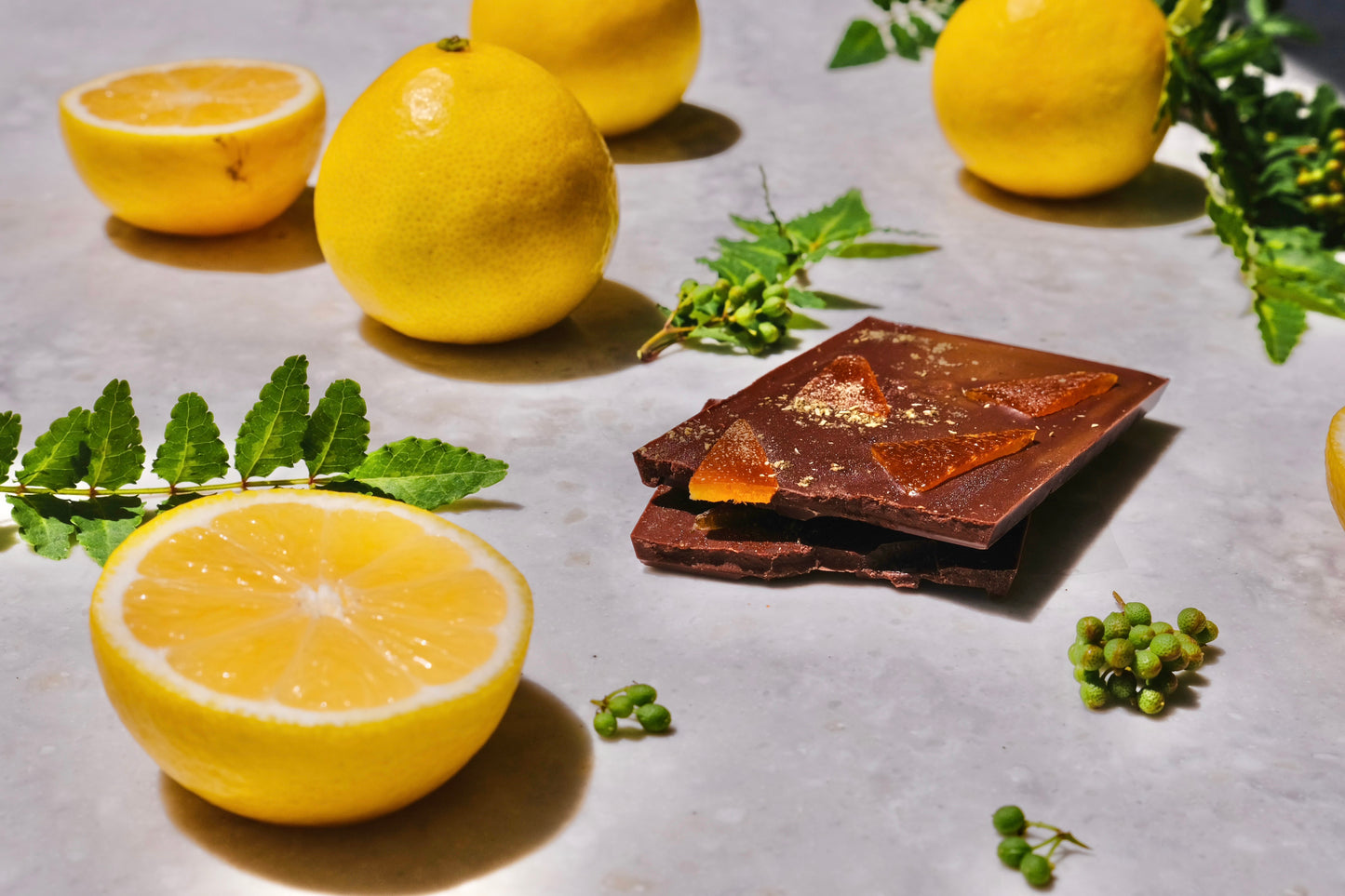 【入荷しました】&Sake シトラス・山椒 クランチ ダークチョコレート